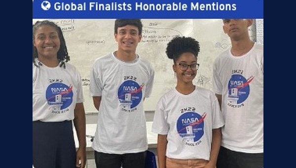 Estudantes finalistas com menção honrosa global no NASA Space Apps 2022